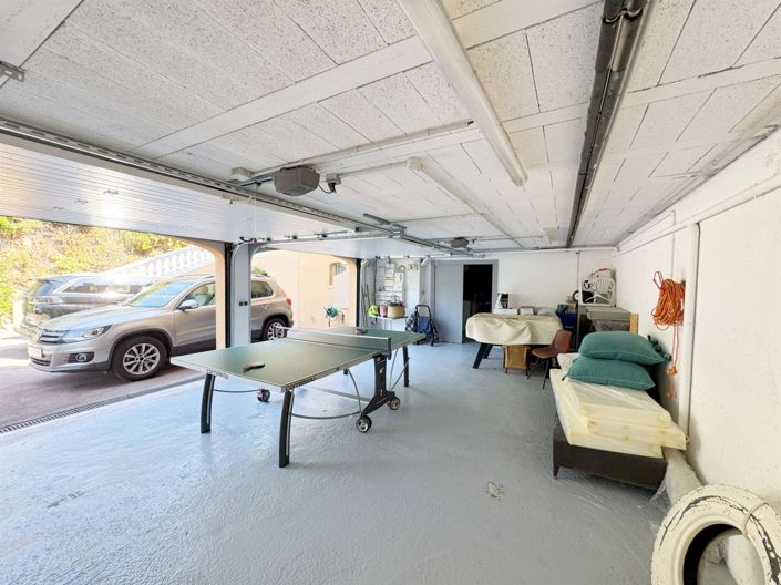 Image No.44-6 Bed House for sale