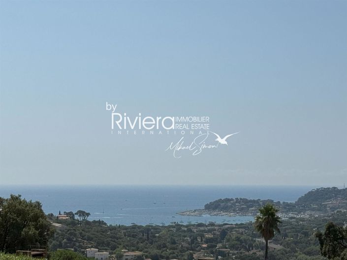 Image No.5-6 Bed House for sale