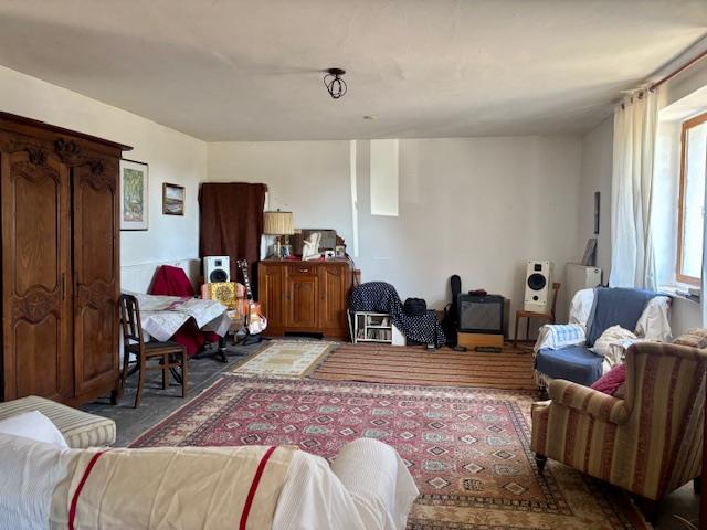 Image No.6-Maison de 6 chambres à vendre à Lédergues