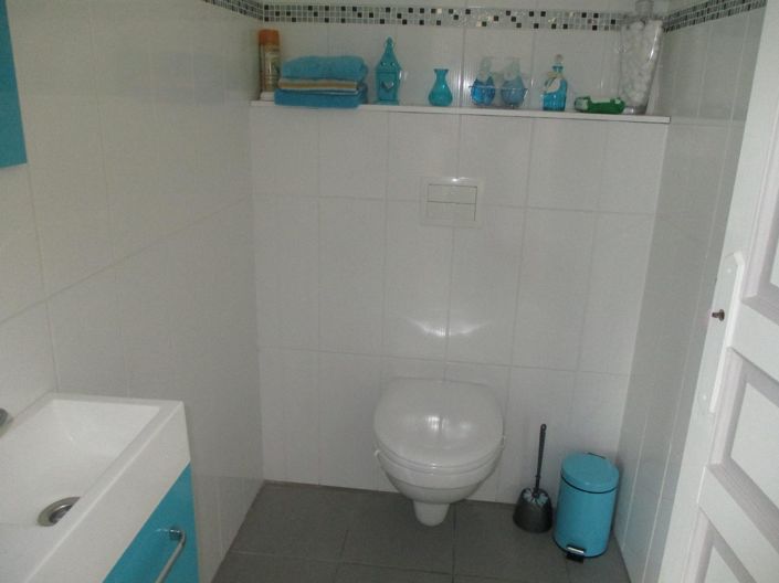 Image No.20-3 Bed House for sale