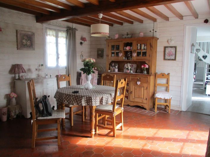 Image No.8-3 Bed House for sale