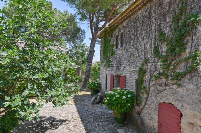 Image No.16-5 Bed House for sale