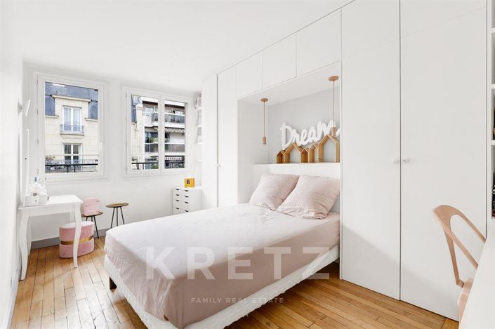 Image No.15-5 Bed Apartment for sale