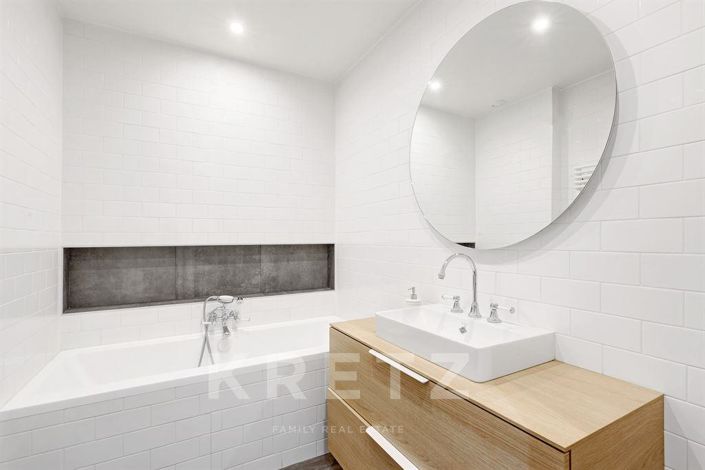 Image No.17-5 Bed Apartment for sale