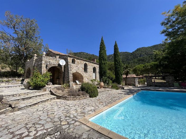 Image No.10-2 Bed House for sale