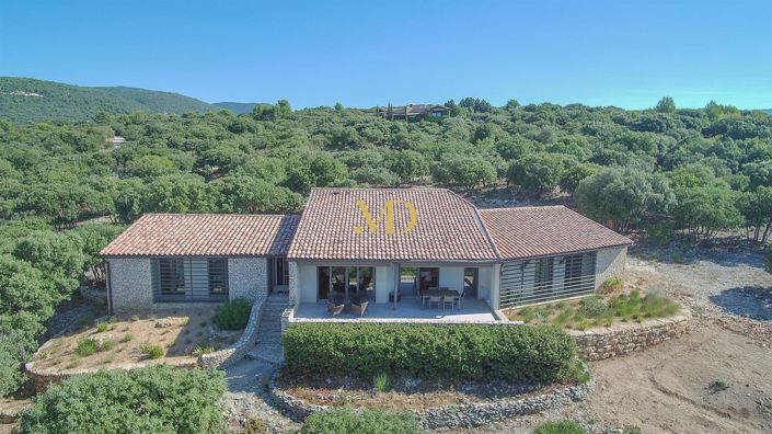 Image No.16-4 Bed House for sale