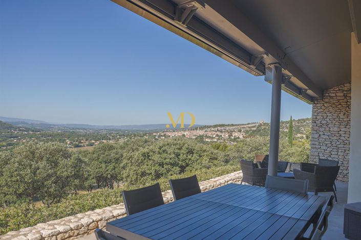 Image No.17-4 Bed House for sale