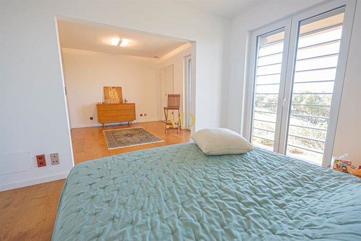 Image No.28-4 Bed House for sale