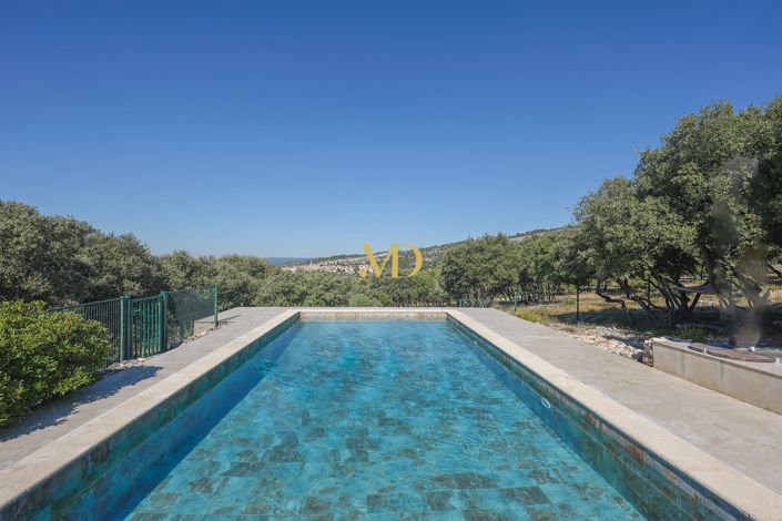 Image No.3-4 Bed House for sale