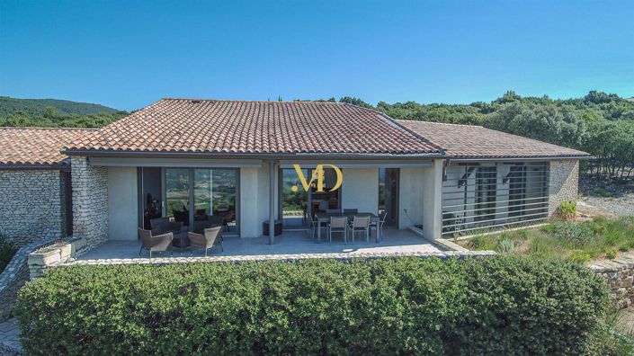 Image No.7-4 Bed House for sale