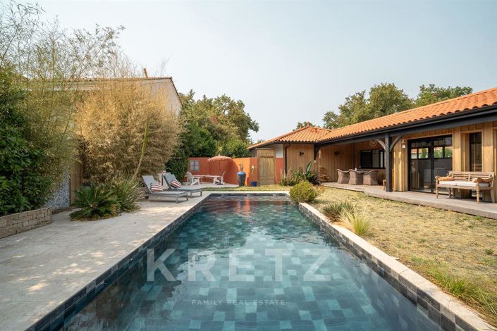 Image No.4-6 Bed House for sale