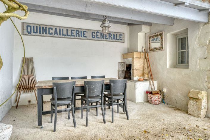 Image No.24-5 Bed House for sale