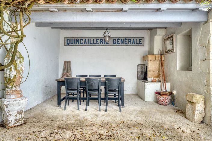 Image No.25-5 Bed House for sale