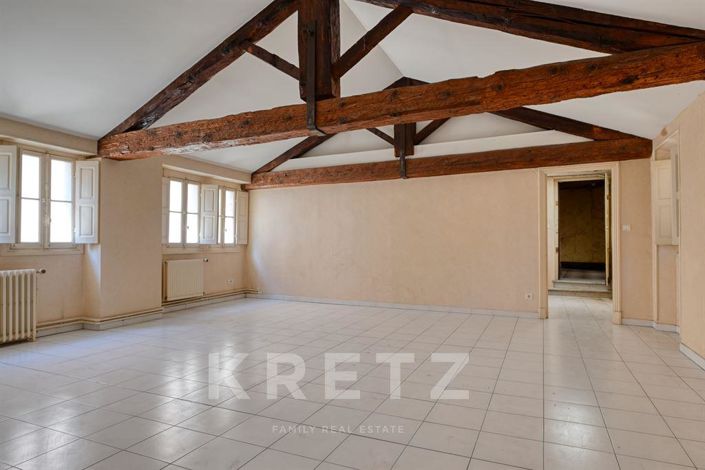 Image No.17-15 Bed House for sale