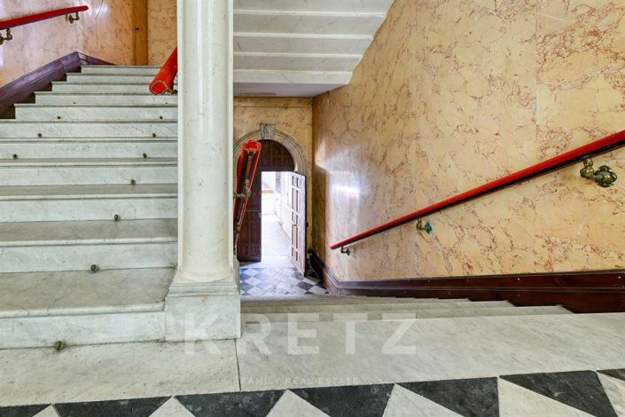 Image No.7-15 Bed House for sale