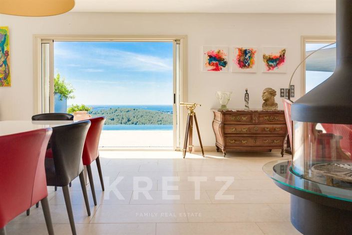 Image No.9-6 Bed Property for sale