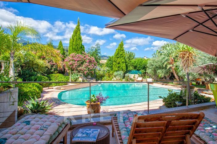 Image No.1-Propriété de 6 chambres à vendre à Venzolasca