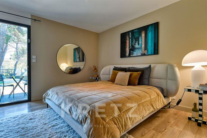 Image No.10-4 Bed House for sale