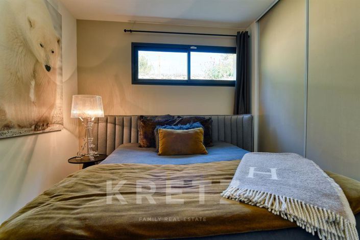 Image No.13-4 Bed House for sale