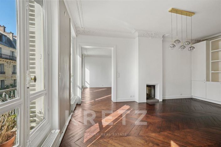 Image No.1-4 Bed Apartment for sale