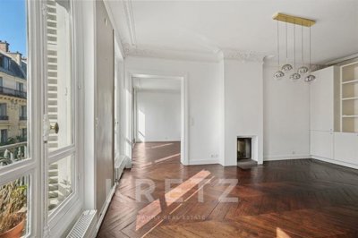 4 Bed Apartment for sale