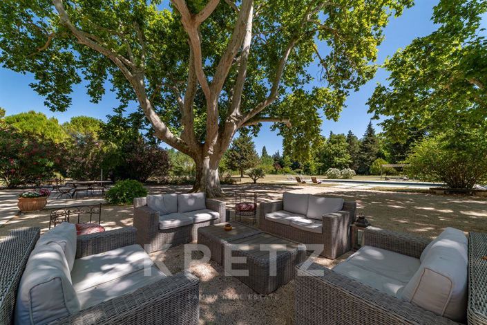 Image No.4-10 Bed House for sale