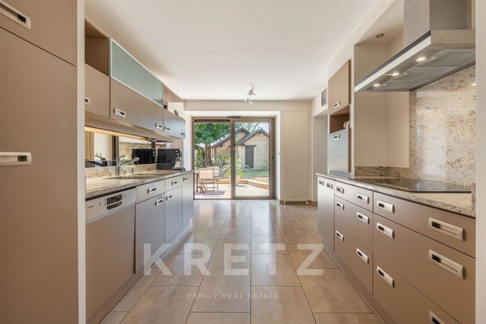 Image No.5-Maison de 6 chambres à vendre à Saint-Marcel-Bel-Accueil