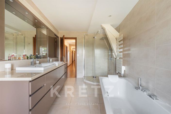 Image No.7-Maison de 6 chambres à vendre à Saint-Marcel-Bel-Accueil