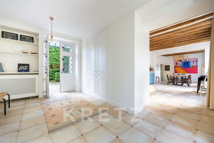 Image No.14-7 Bed House for sale