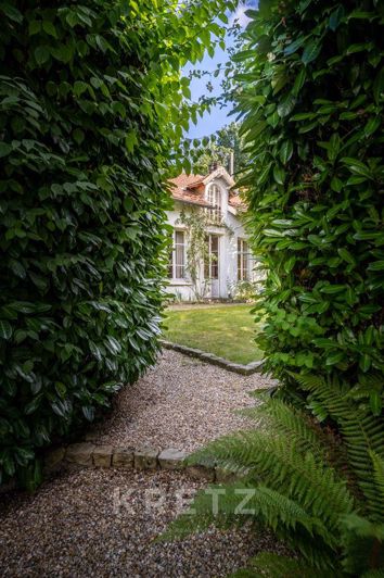 Image No.16-7 Bed House for sale