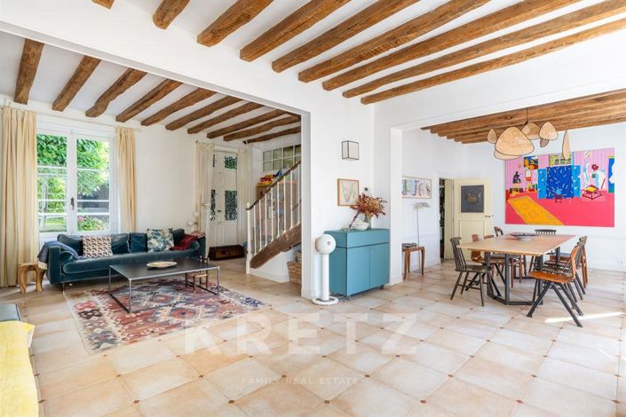 Image No.4-7 Bed House for sale