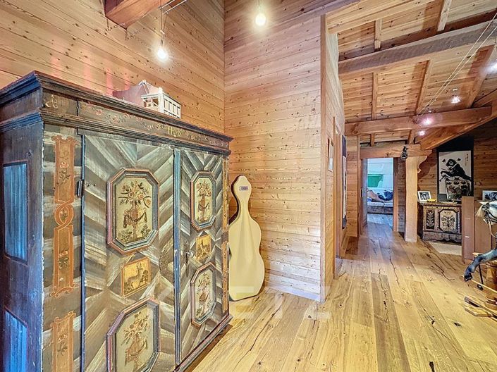 Image No.15-6 Bed House for sale