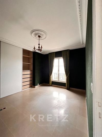 Image No.10-5 Bed House for sale