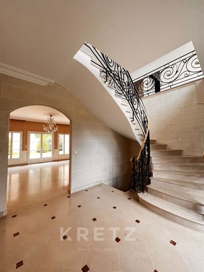 Image No.4-5 Bed House for sale