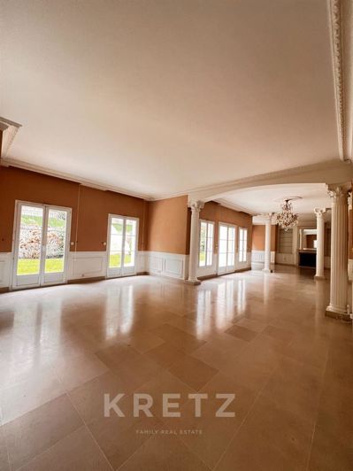 Image No.5-5 Bed House for sale