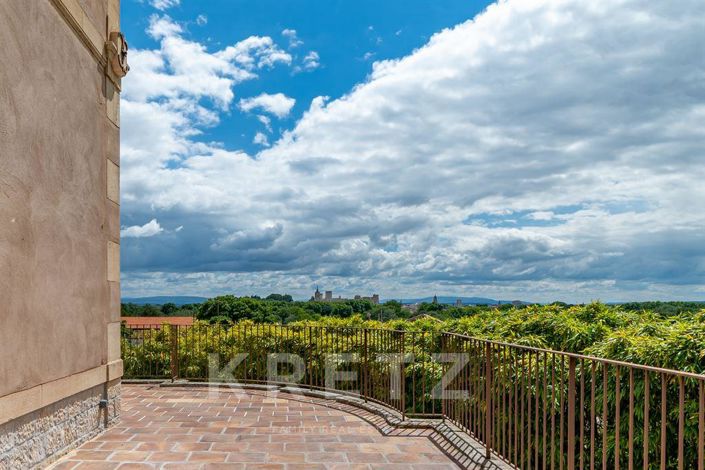 Image No.10-4 Bed House for sale