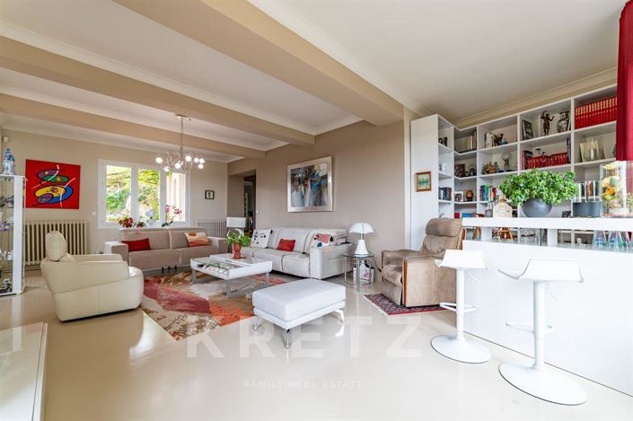 Image No.5-4 Bed House for sale