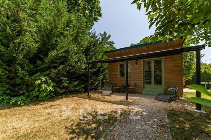 Image No.17-6 Bed Property for sale