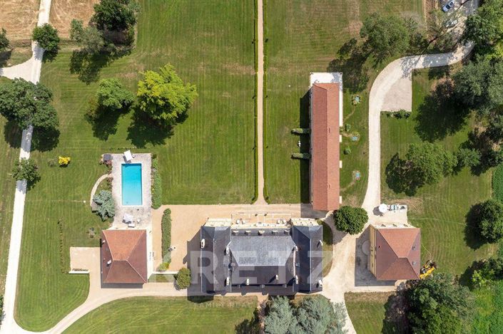 Image No.9-2 Bed House for sale