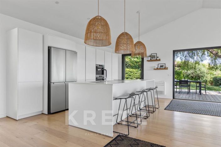 Image No.5-4 Bed House for sale