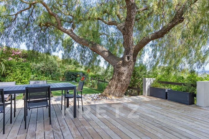 Image No.6-4 Bed House for sale