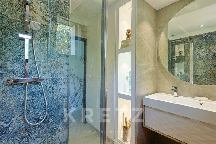 Image No.11-4 Bed House for sale