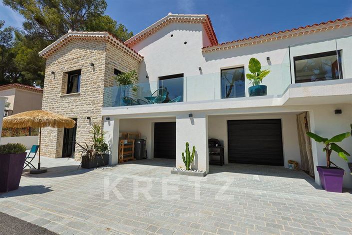 Image No.3-4 Bed House for sale