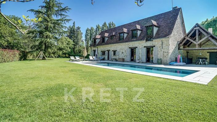 Image No.1-5 Bed House for sale