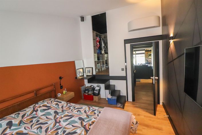 Image No.11-2 Bed Apartment for sale