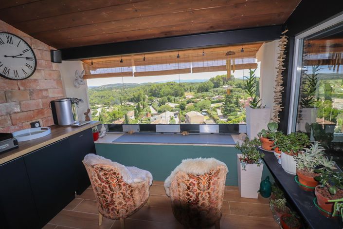 Image No.22-2 Bed Apartment for sale