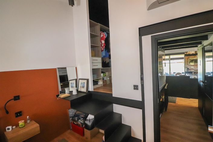 Image No.25-2 Bed Apartment for sale