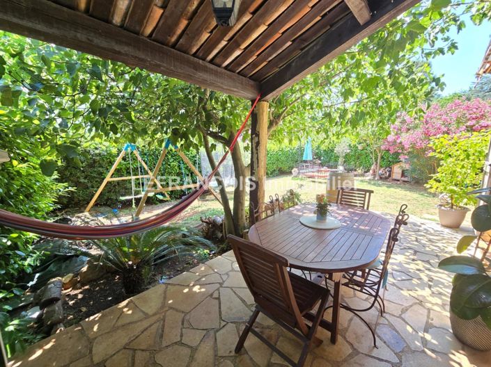 Image No.3-3 Bed House for sale