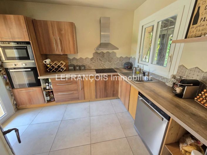 Image No.7-3 Bed House for sale