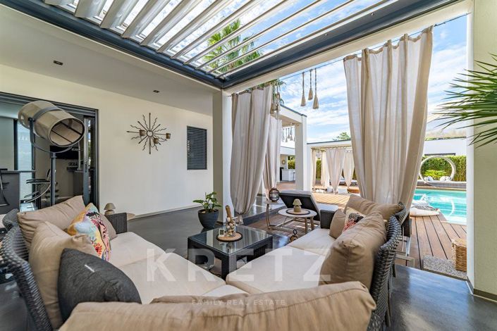 Image No.12-4 Bed House for sale